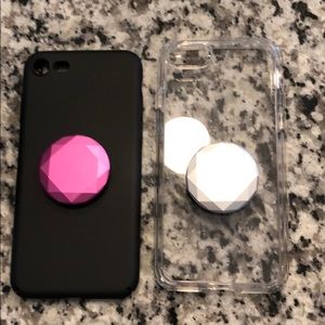 Pop sockets on iPhone 7/8 cases
